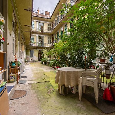 Cosy Flat With Balcony Apartment Будапеща Екстериор снимка