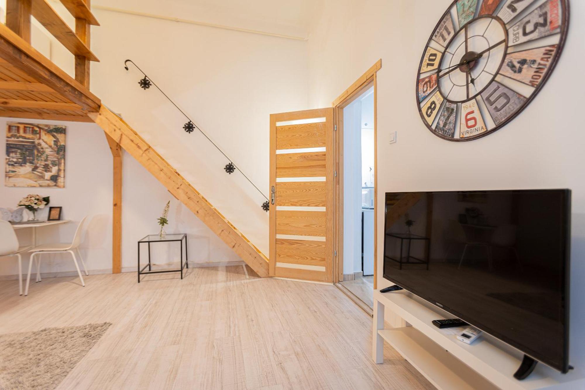Cosy Flat With Balcony Apartment Будапеща Екстериор снимка