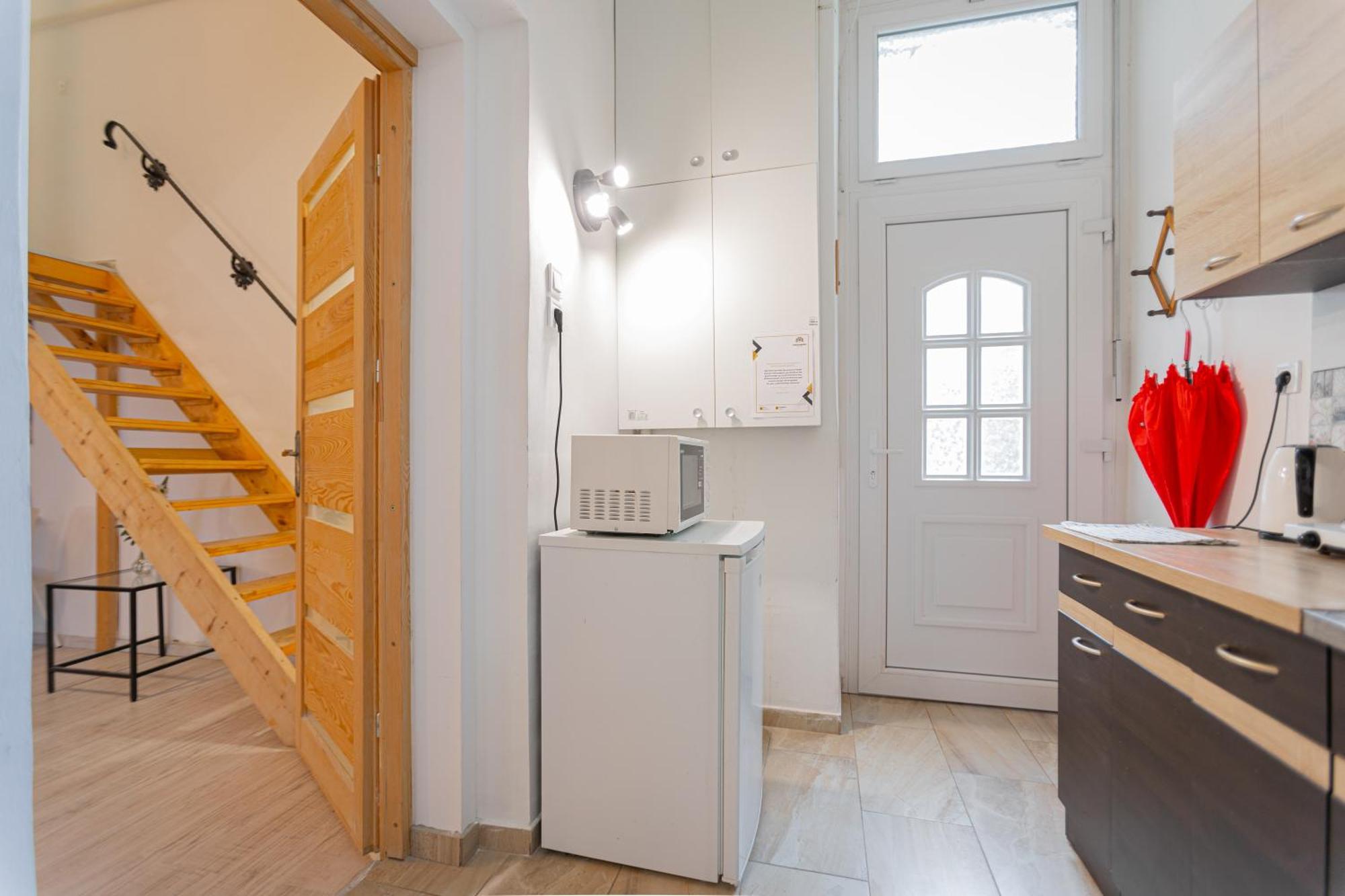 Cosy Flat With Balcony Apartment Будапеща Екстериор снимка